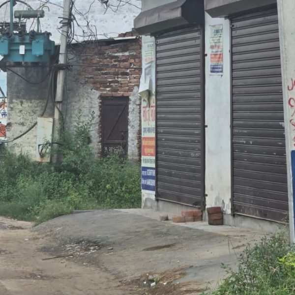 Property Dealers in kosi kalan